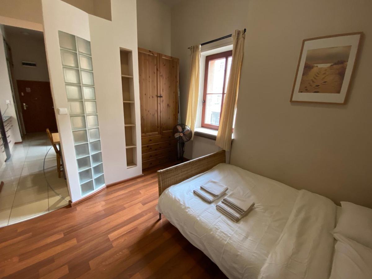 Klimatyczny Apartament Przy Rynku Wrocław Buitenkant foto
