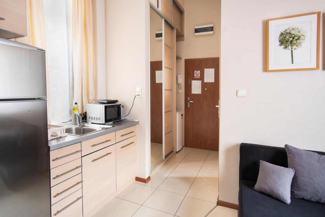 Klimatyczny Apartament Przy Rynku Wrocław Buitenkant foto